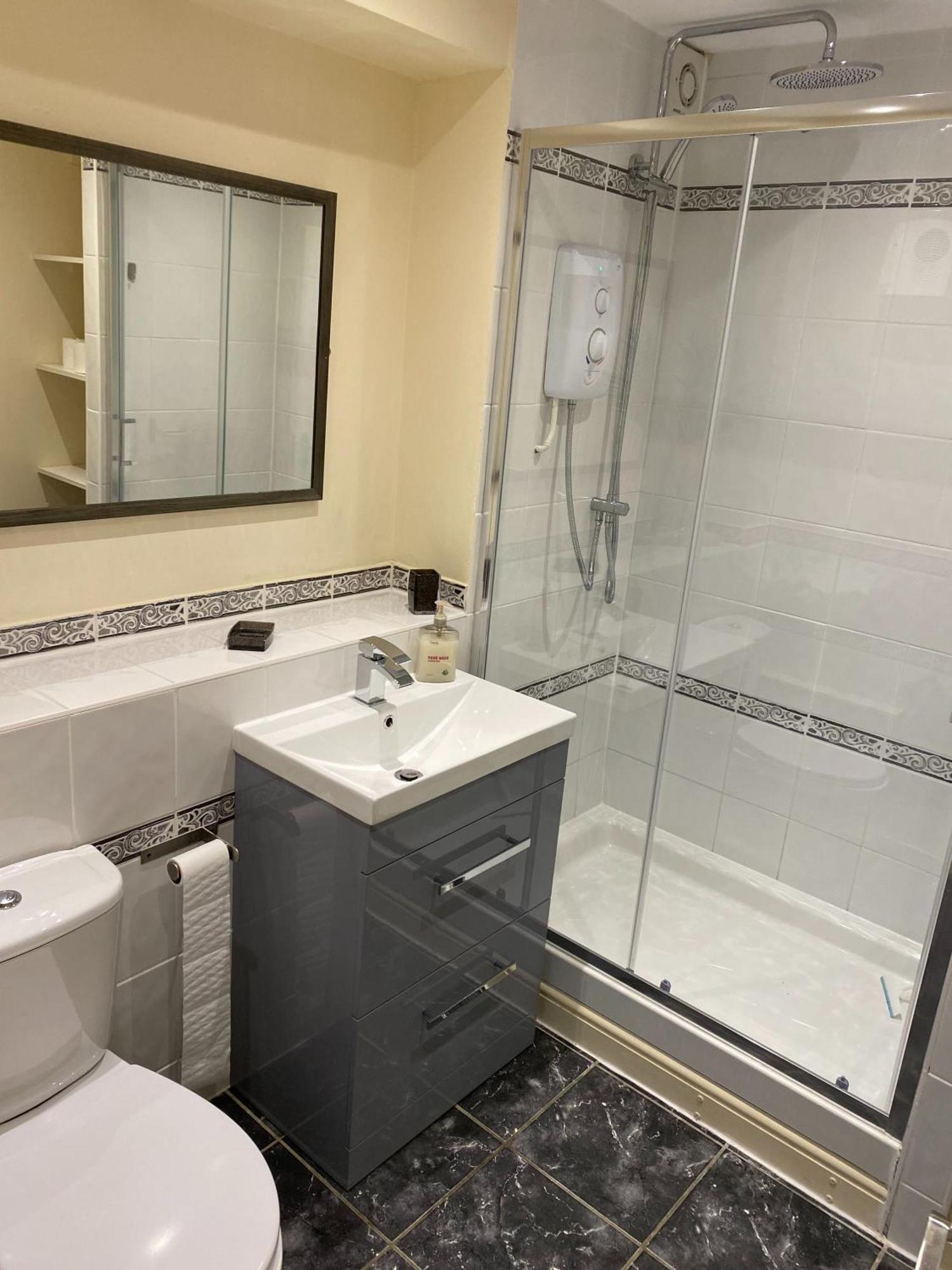 River Courtyard Apartment In The Heart Of Stneots St Neots Zewnętrze zdjęcie