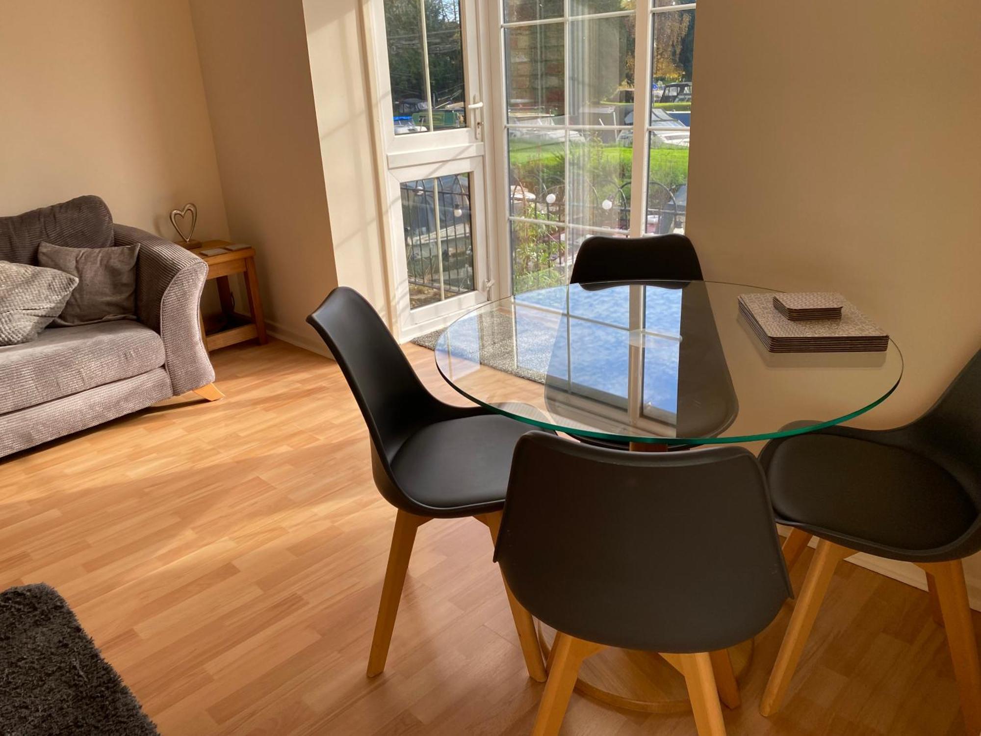 River Courtyard Apartment In The Heart Of Stneots St Neots Zewnętrze zdjęcie